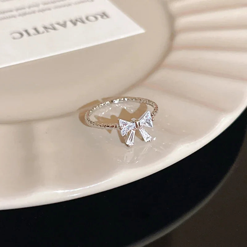 Amour Bow Ring
