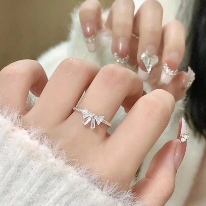 Amour Bow Ring