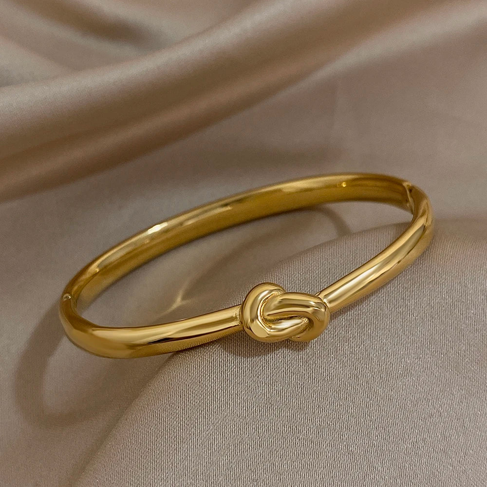 Lumiére Knot Bracelet