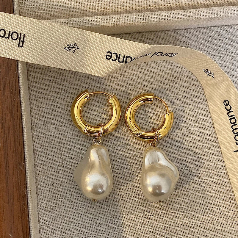 Douce Perle Earrings