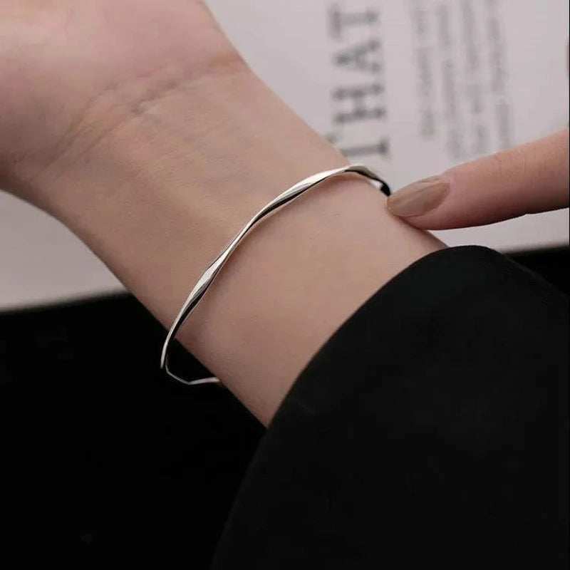 Aurum Twist Bracelet
